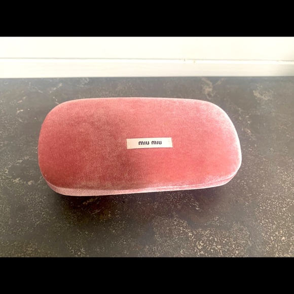 Miu Miu tortoiseshell sunglasses with dust bag and case - Picture 12 of 14